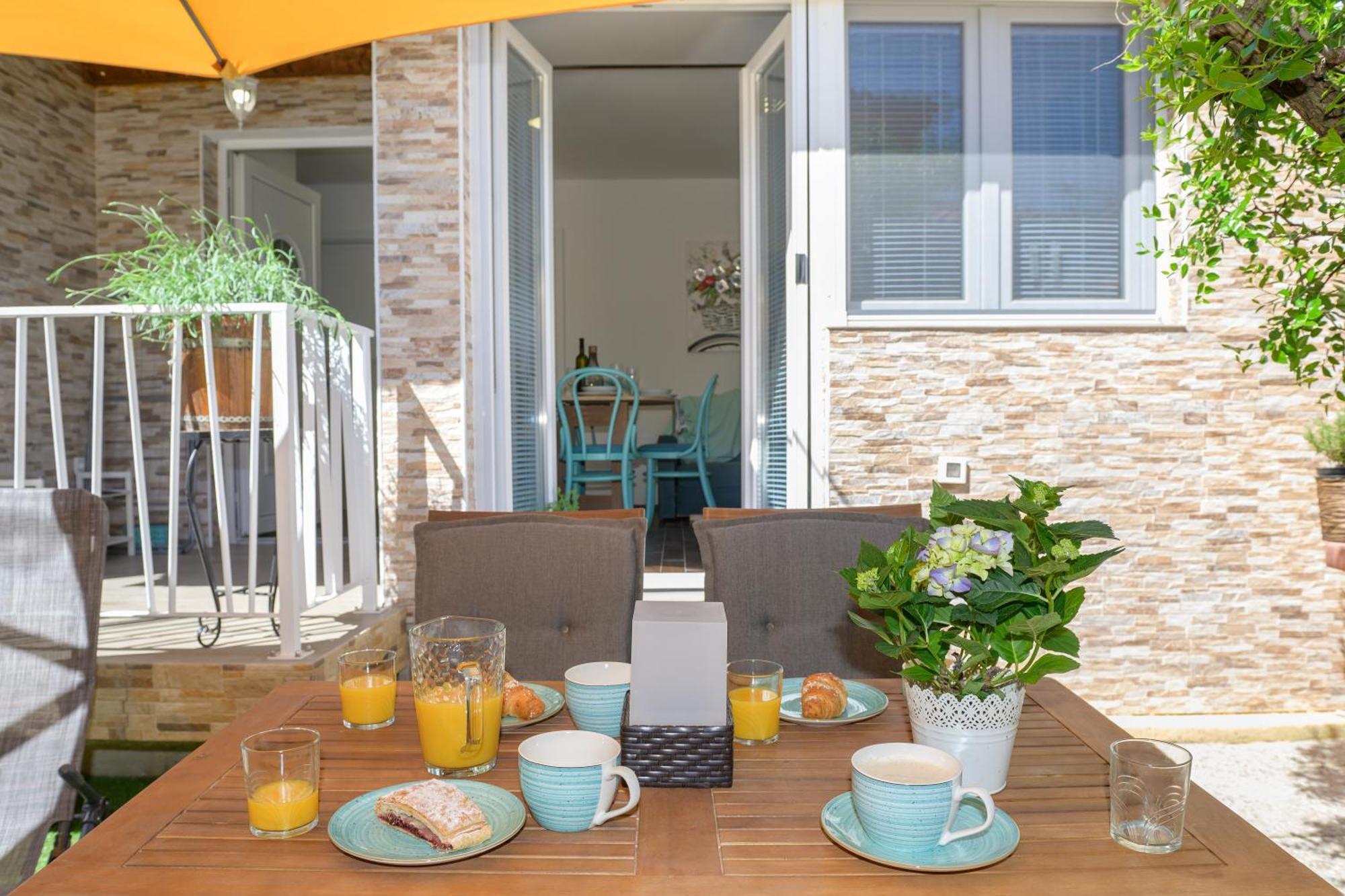 Apartman Dana Kastelir-Labinci Kültér fotó