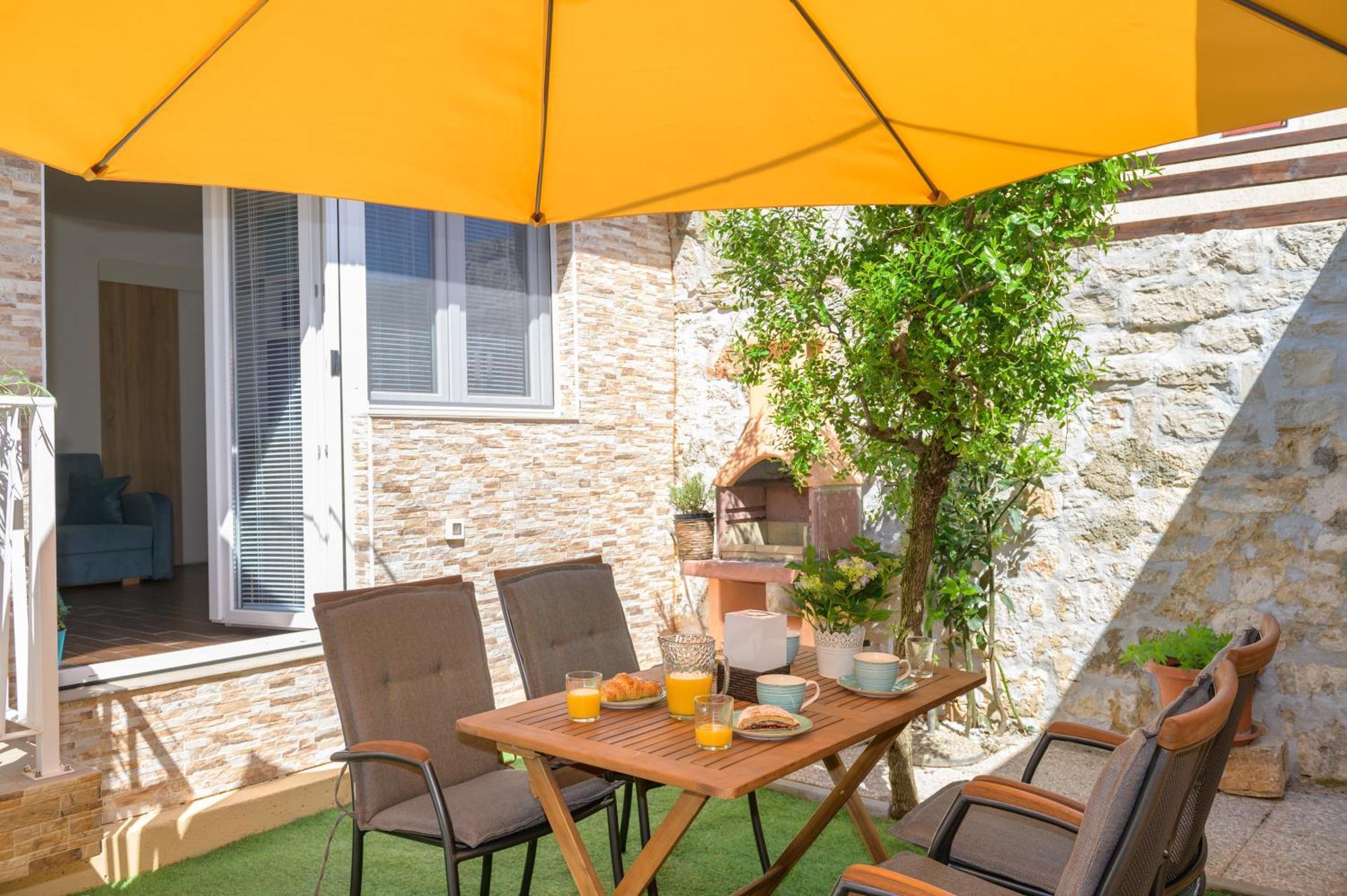 Apartman Dana Kastelir-Labinci Kültér fotó